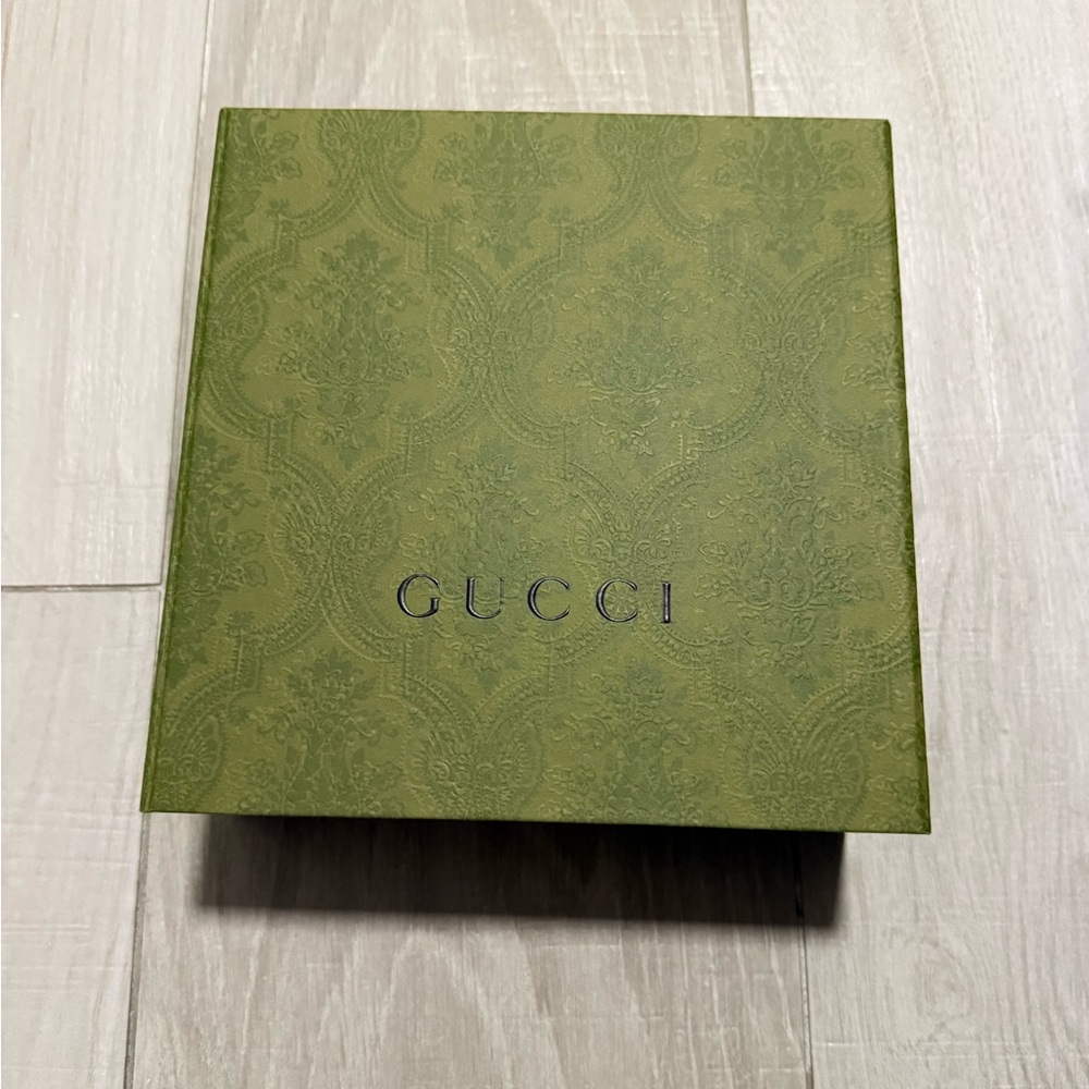 Gucci Olive Green Embossed Logo Box